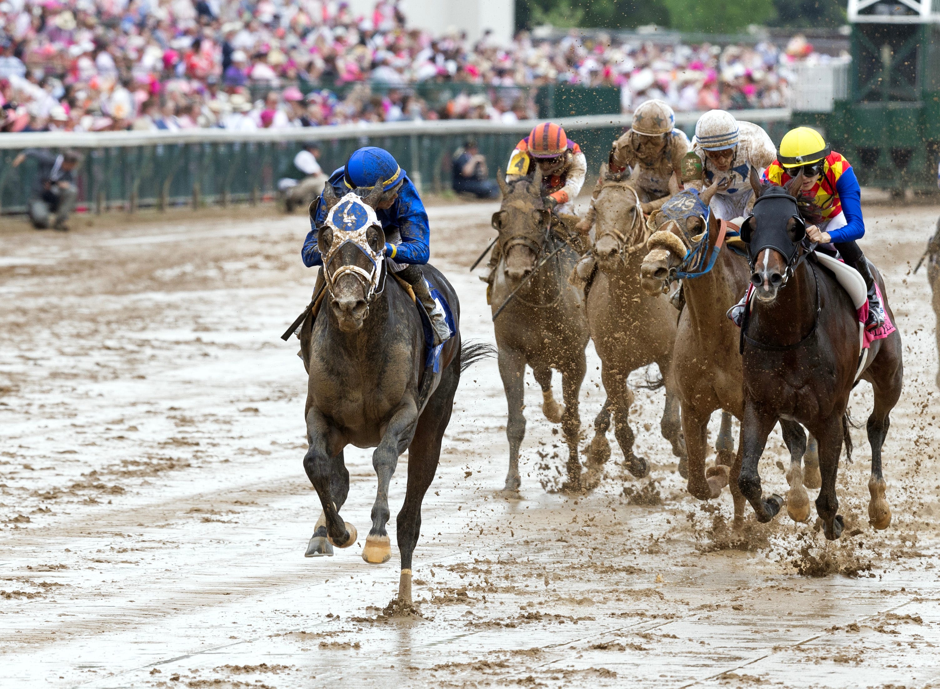 First Mission pulls away in stretch to win Alysheba Stakes